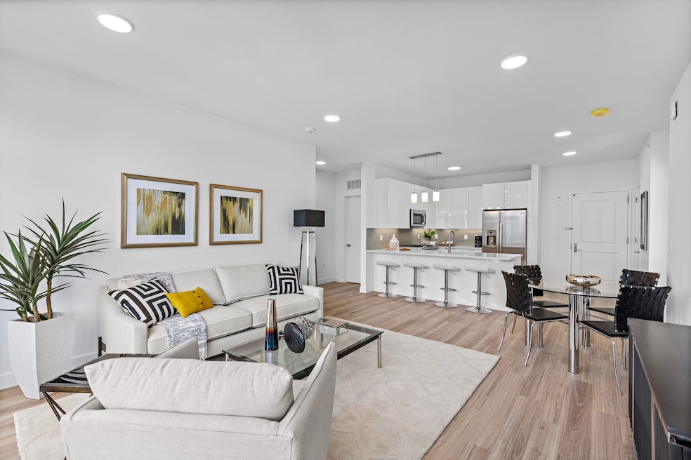 5711 John F. Kennedy Blvd unit 227, North Bergen, NJ 07047 - photo 1