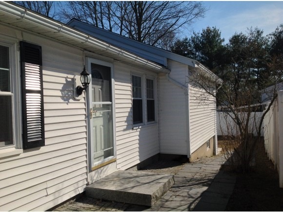 146 Amherst St unit 42, Nashua, NH 03064 - photo 1