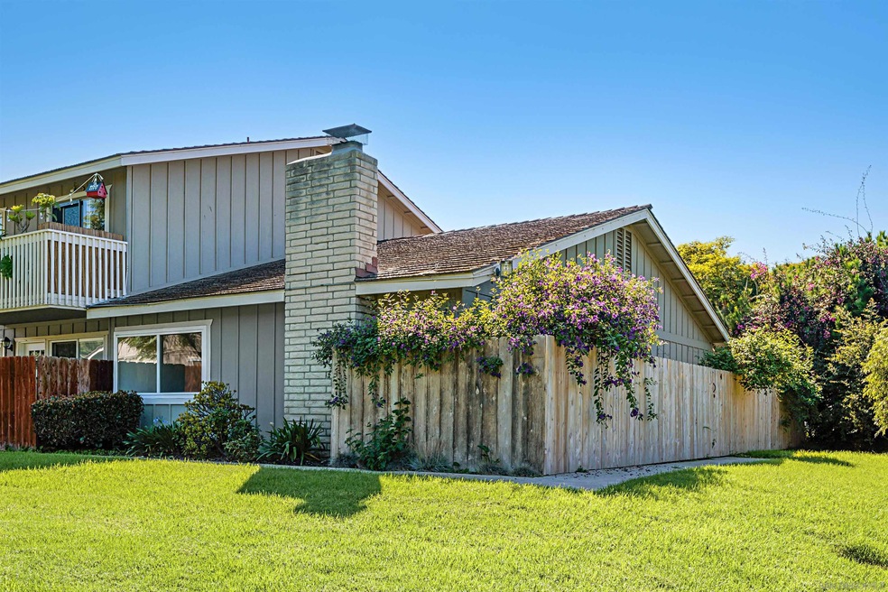 808 Regal Rd unit J4, Encinitas, CA 92024 - photo 1