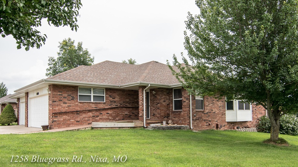 1258 Bluegrass Rd Nixa MO-3