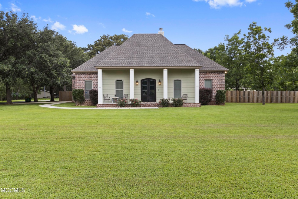 15812 Lamey Dr