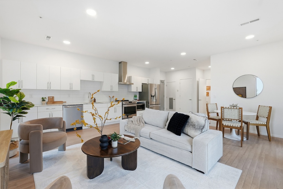 Alina unit 200, Nashville, TN 37203 - photo 1