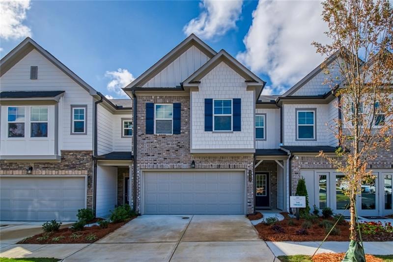 Exterior picture of the Tresco model home. Photo i