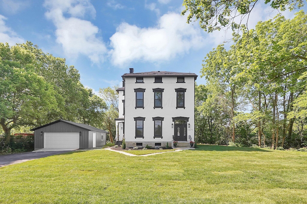 1571 Dyer Rd, Grove City, OH 43123 - photo 1