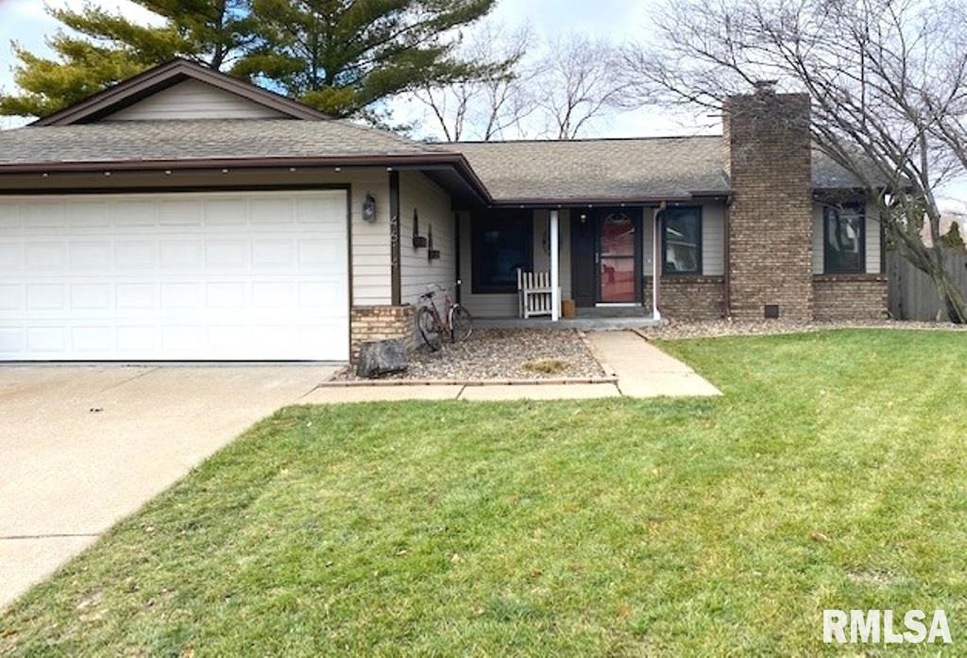 4614 Ashcraft Ct, Davenport, IA 52806 - photo 1