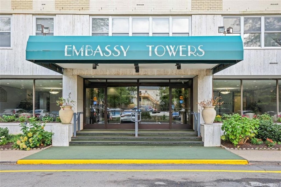Embassy Towers unit 6M, Bridgeport, CT 06604 - photo 1