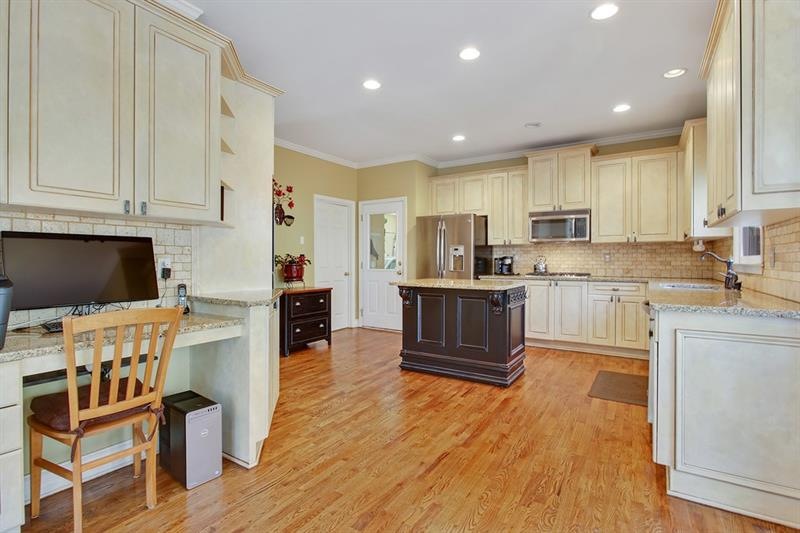 138 Fairway Overlook, Woodstock, GA 30188 - photo 1