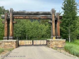 11 & 12 Windsong, Alpine, WY 83128 - photo 1