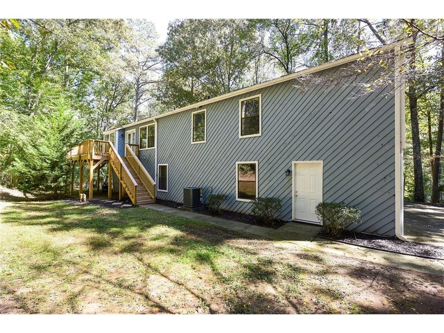 10540 Shallowford Rd, Roswell, GA 30075 - photo 1