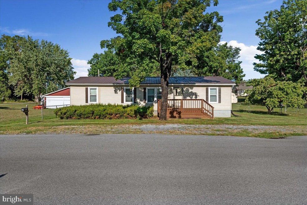 106 N Buchannan St, Ranson, WV 25438 - photo 1