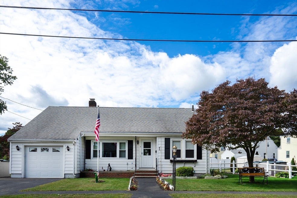 5 Hampton St, Saugus, MA 01906 - photo 1