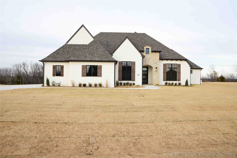 8707 E 107th St N, Owasso, OK 74055 - photo 1