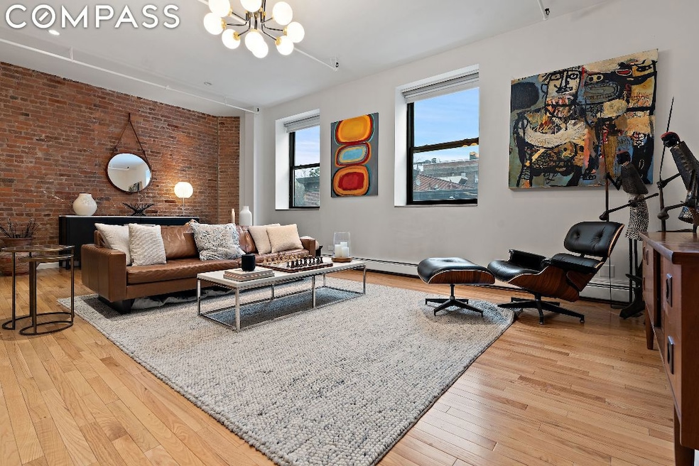 Sold $1,655,000 • Co-Listing Agent