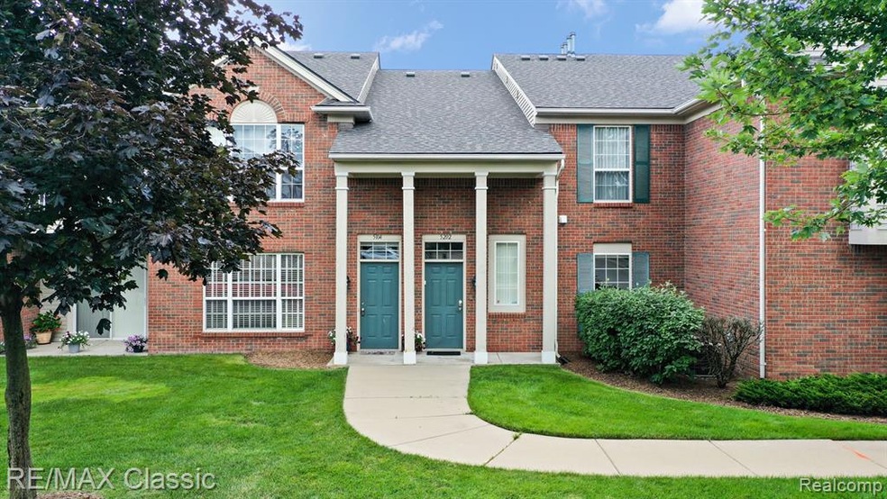 5104 Chesapeake Circle - Maple Crossings