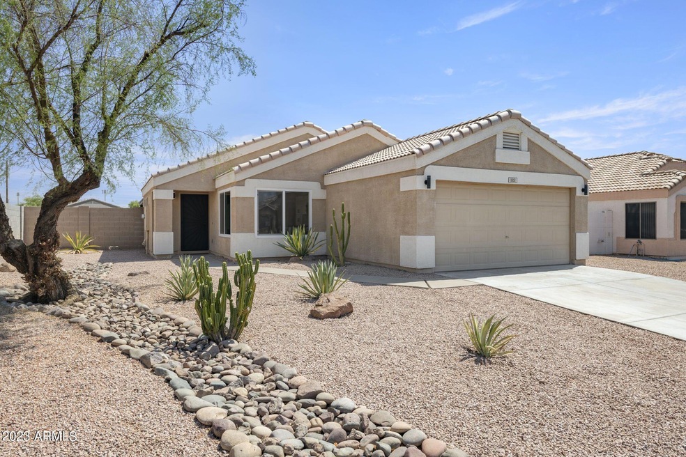 2-web-or-mls-1051-w-22nd-ave