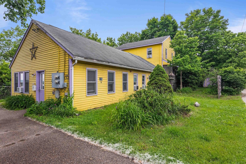 For Sale $689,000 • Co-Listing Agent