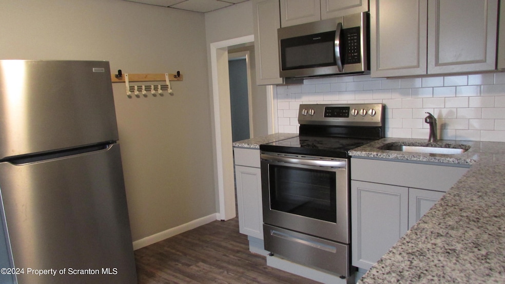 For Rent $1,275/month