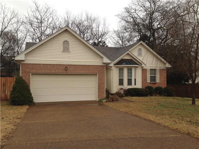 Welcome to 1902 Hobart Way in Willoughby Station Subdivision where the fun will begin come summer. Community Pool, Tennis Courts and Playground.