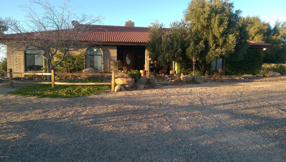 35100 S Nine Iron Ranch Rd, Wickenburg, AZ 85390 - photo 1