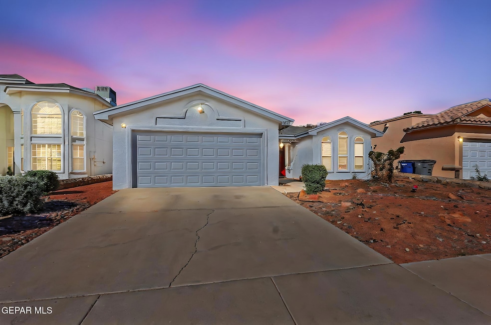 1277 Olga Mapula Dr, El Paso, TX 79936 - photo 1