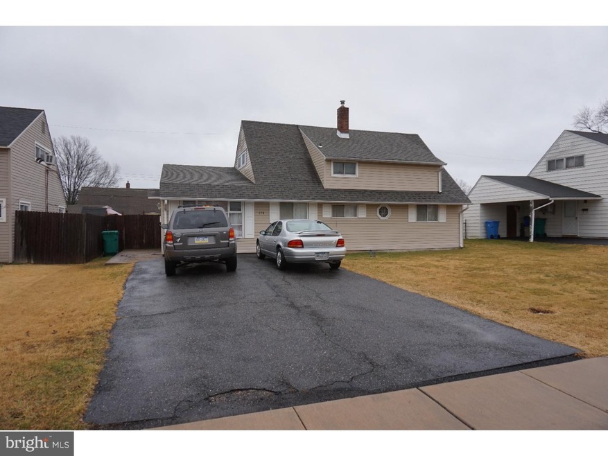 114 Goldengate Rd, Levittown, PA 19057 - photo 1