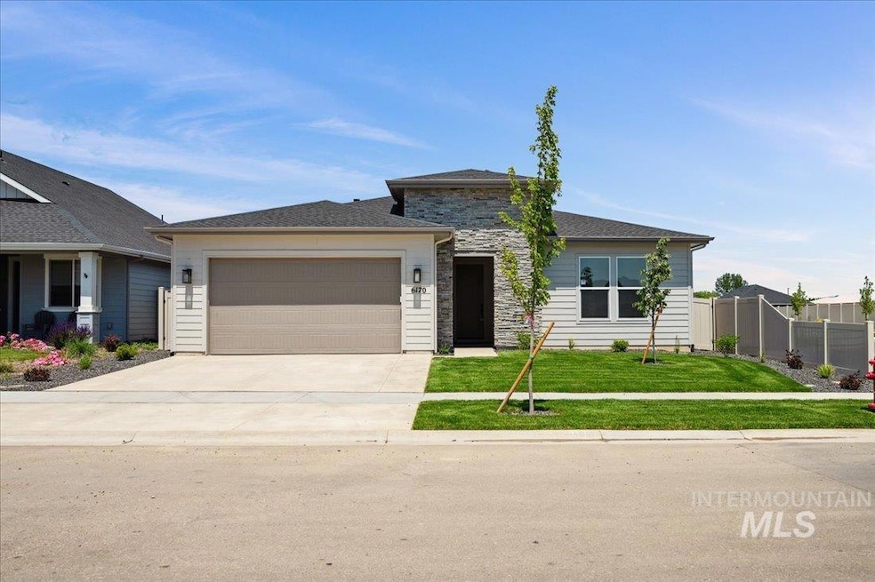 For Sale $599,000 • Co-Listing Agent