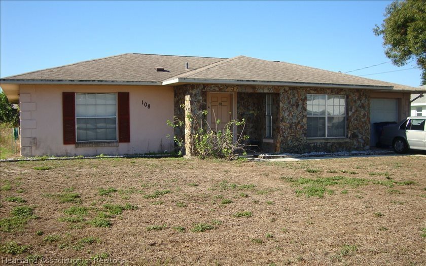 108 Melody Ct, Lake Placid, FL 33852 - photo 1