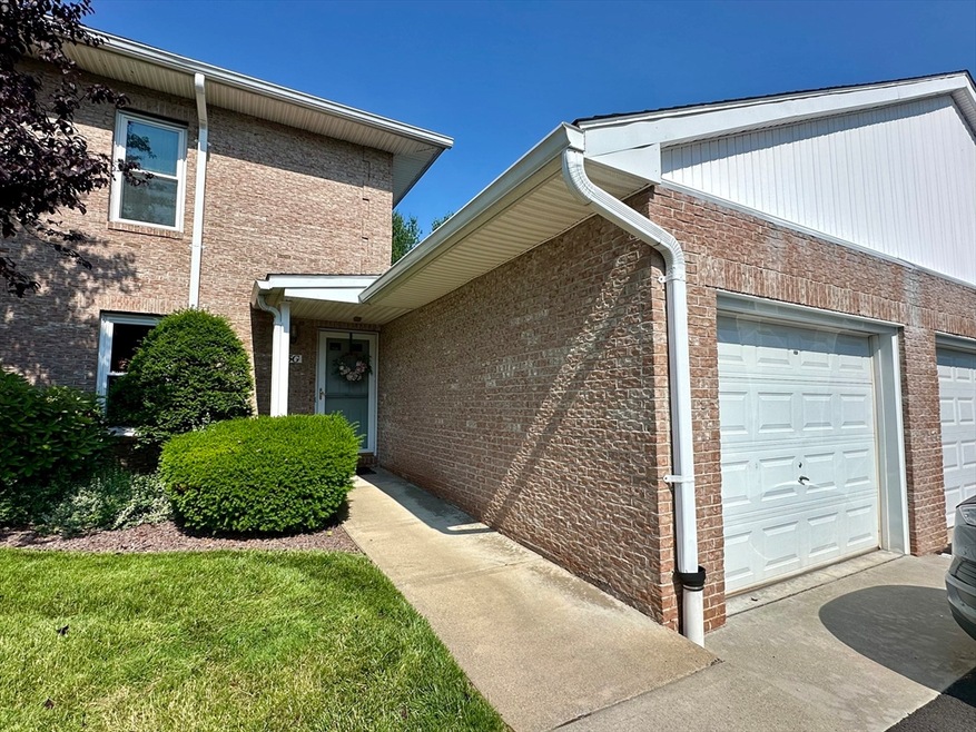 5 G Castle Hills Rd unit G, Agawam, MA 01001 - photo 1