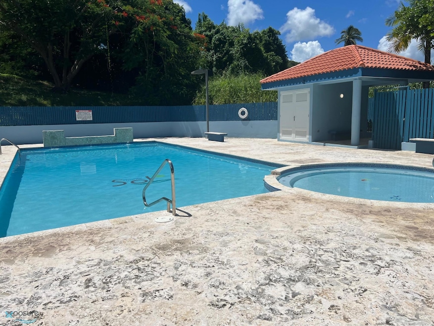 737 Montesol unit D-38, Fajardo, PR 00738 - photo 1