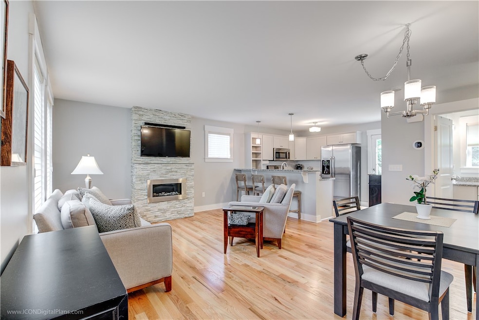 12 Park Ave unit 5, Narragansett, RI 02882 - photo 1