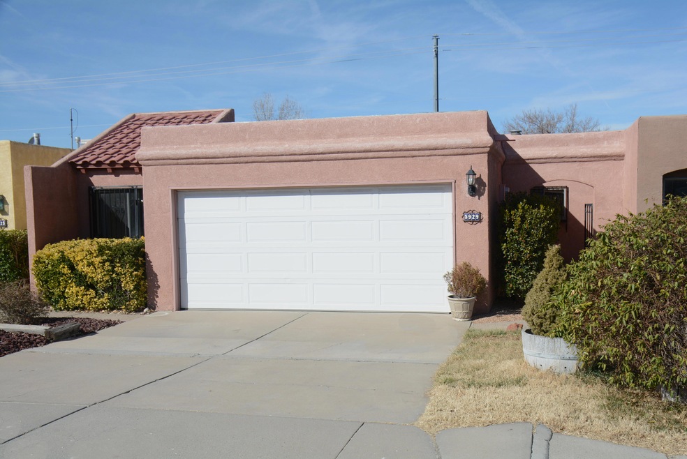 5929 Elmwood Dr NE, Albuquerque, NM 87109 - photo 1