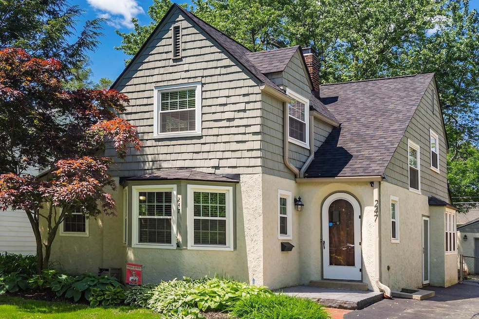 3BR home with private back yard!