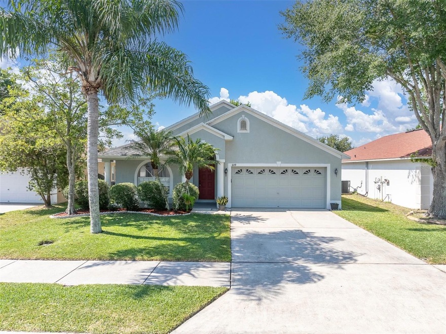 609 Lake Cypress Cir, Oldsmar, FL 34677 - photo 1