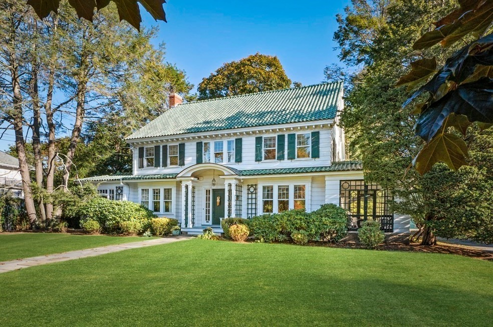 Sold $1,515,000 • Co-Listing Agent