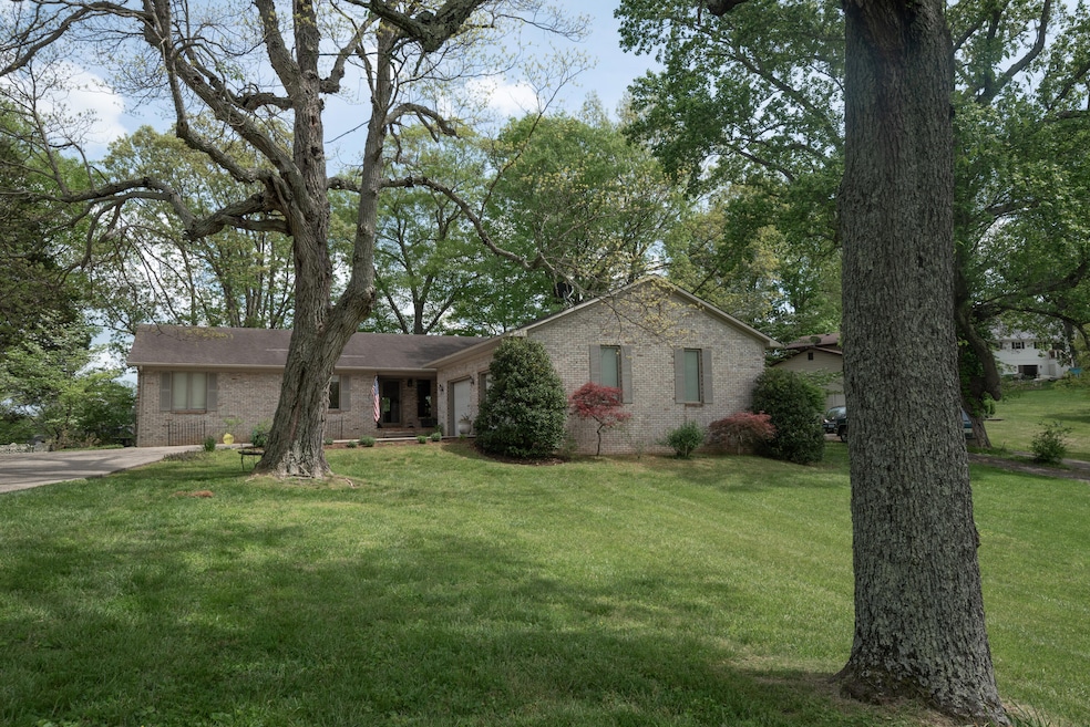 740 Mallard Cove, Harrodsburg, KY 40330 - photo 1