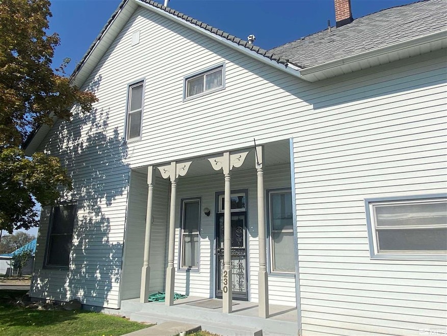 220/449/443 W Fifth St Aiken St, Winnemucca, NV 89445 - photo 1