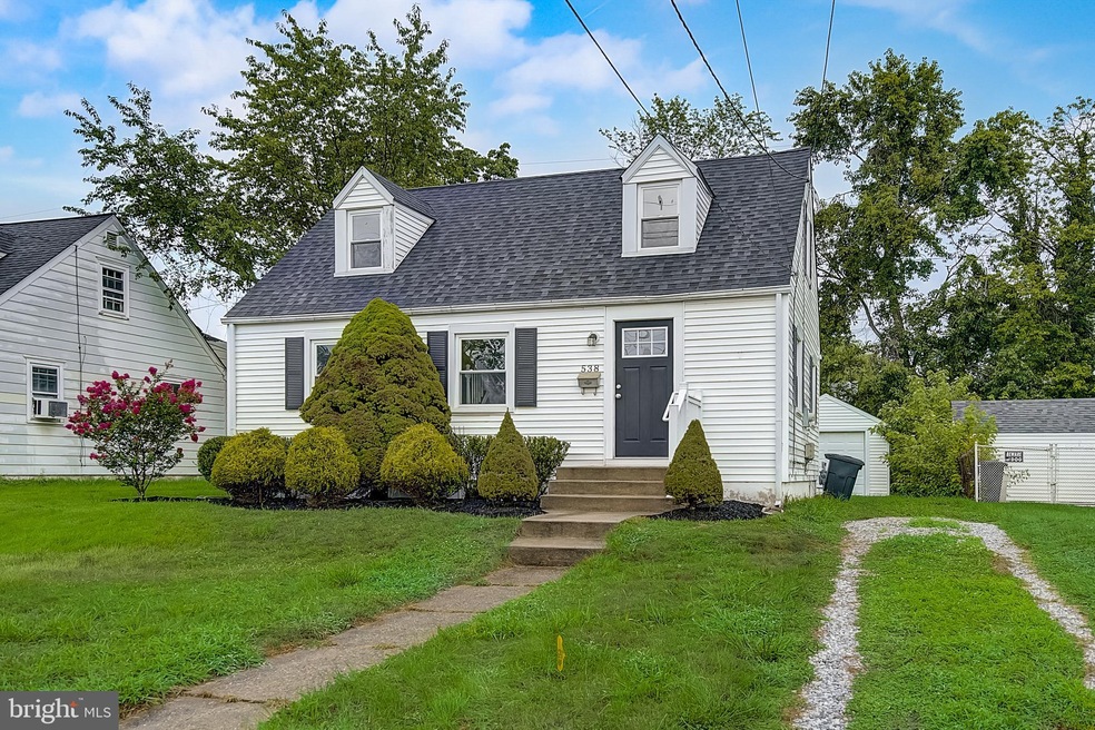 538 N Oakland Ave, Runnemede, NJ 08078 - photo 1