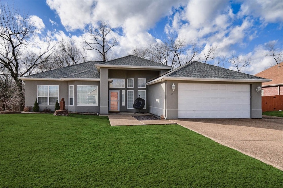 Welcome home to 69 Witherby Dr