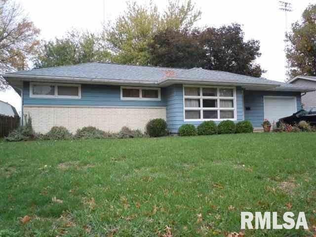 27 Tulip Dr, Lincoln, IL 62656 - photo 1