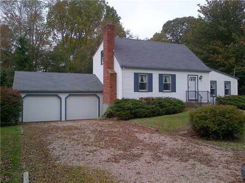 21 Carriage Dr, Stonington, CT 06378 - photo 1