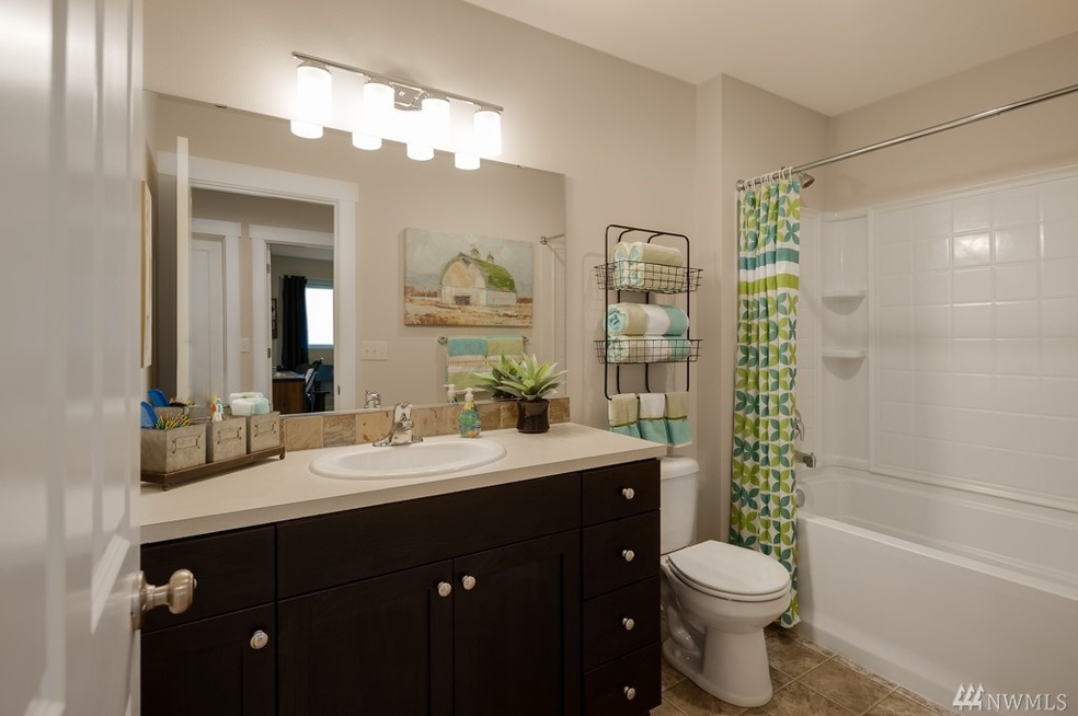 28000 14th Ct S unit 36, Des Moines, WA 98198 - photo 1