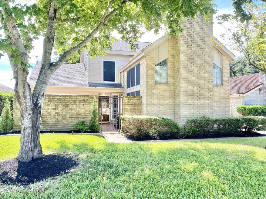 6211 Gallant Forest Dr, Houston, TX 77088 - photo 1