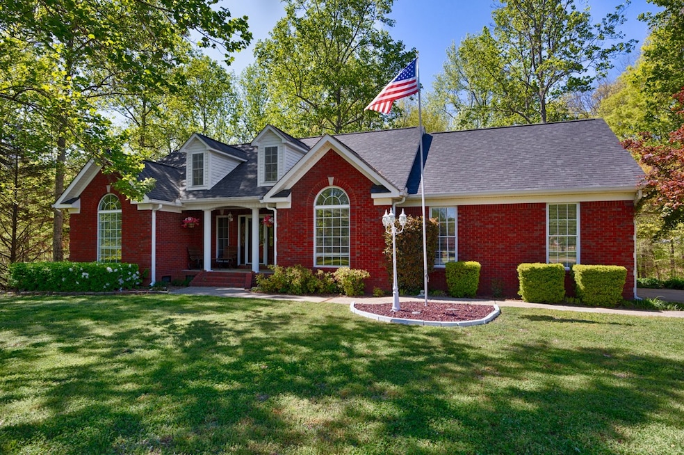 25621 Nellie Faye Cir, Ardmore, AL 35739 - photo 1