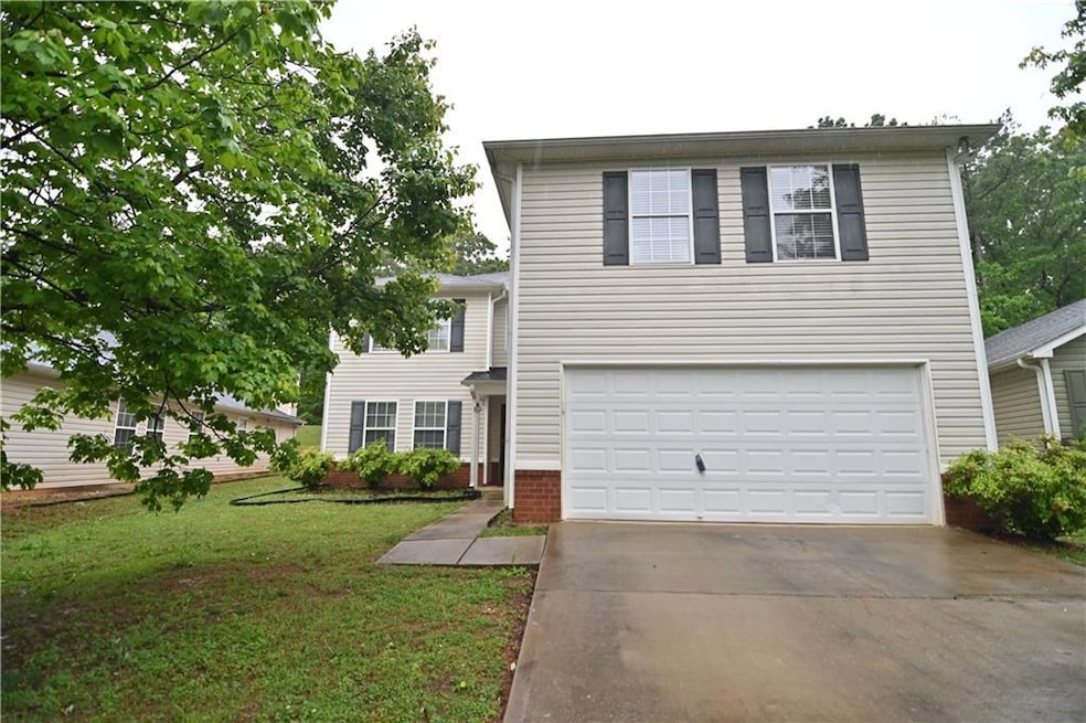 1138 Saint Phillips Ct, Locust Grove, GA 30248 - photo 1