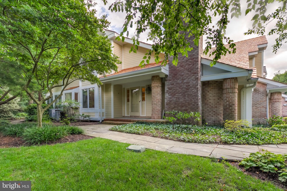 6 Old Boxwood Ln, Lutherville Timonium, MD 21093 - photo 1