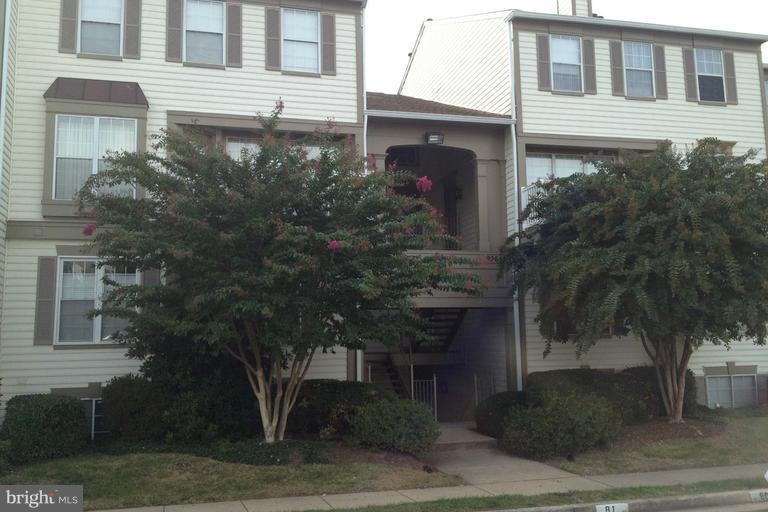 9266 Cardinal Forest Ln unit 302, Lorton, VA 22079 - photo 1