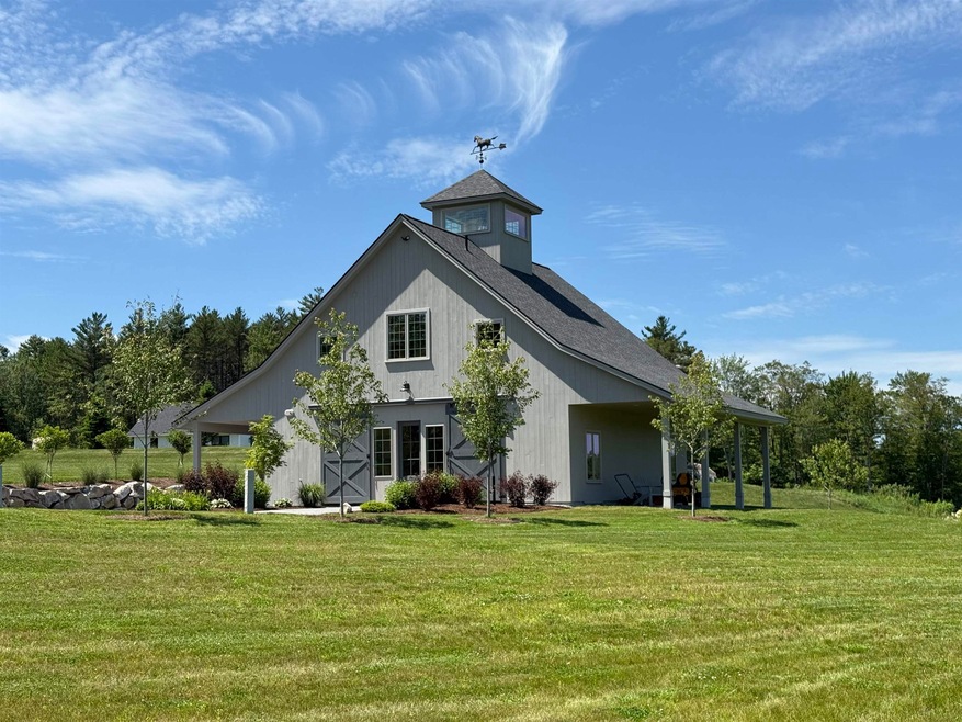 127 Tracy Rd, New London, NH 03257 - photo 1