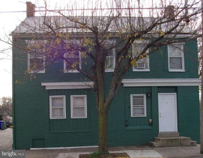 132 W 5th St, Frederick, MD 21701 - photo 1