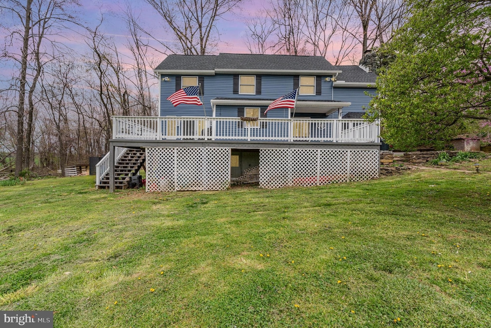 16729 Round Hill Church Rd, Stewartstown, PA 17363 - photo 1