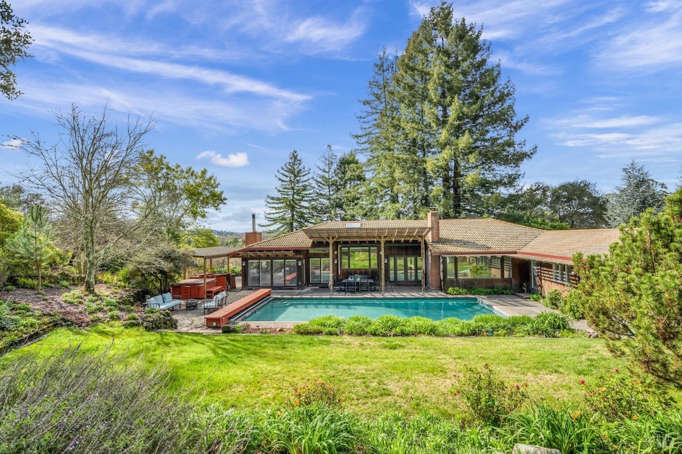 Sold $1,900,000 • Co-Listing Agent